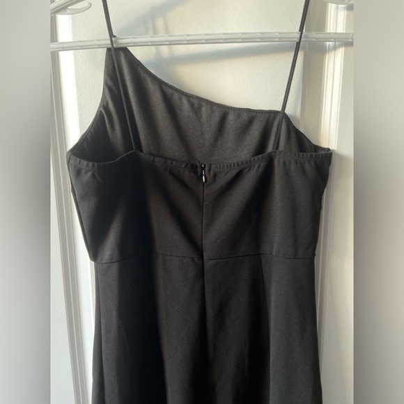 Princess Polly Aero Midi Dress (6) - Picture 9 of 11